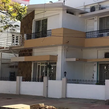 Clover Suites